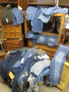 lot 182 image: Large Lot of New Jeans, Shorts & Ov...