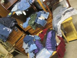 lot 184 image: Box of Juniors Jeans, Shorts & Dres...