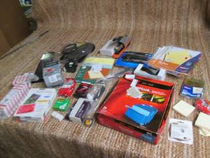 lot 342 image: Office Supplies New In Packaging S...