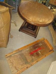 lot 370 image: End Table & Shop Cart