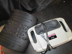 lot 410 image: Pro-Shiatsu Portable Massager Plus ...