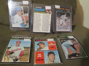 lot 58 image: 1971 Topps Baseball Cards
