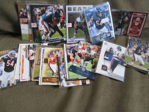 lot 63 image: (30) Brian Urlacher Cards