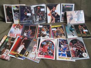 lot 67 image: (30) Basketball Star Cards