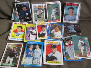 lot 76 image: (50) Roger Clemens Cards