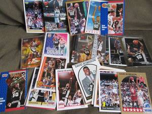 lot 118 image: (40) David Robinson Cards