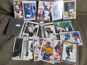 lot 122 image: Hockey Star Cards