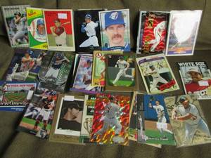 lot 125 image: (30) Baseball Star Cards