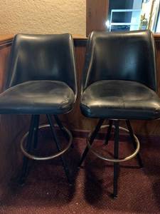 lot 34 image: Lot of 2 High Top Chairs