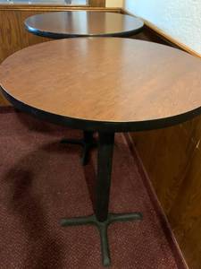 lot 40 image: Lot of 2 High Top Tables 40 12 Tall
