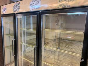lot 73 image: Commercial Cooler  Refrigerator