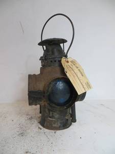 lot 18 image: Adlake Switch Lamp
