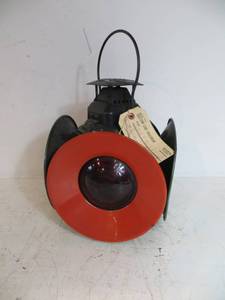 lot 19 image: Adlake Switch Lamp