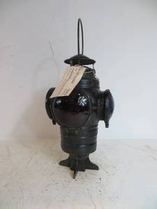 lot 24 image: Arm Switch Lamp