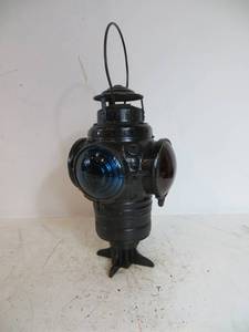 lot 25 image: Railroad Lamp