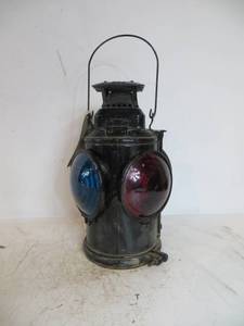 lot 31 image: Adlake Marker Lamp