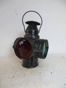 lot 40 image: Railroad Lamp