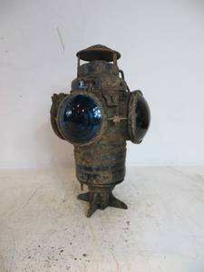 lot 49 image: Railroad Lamp