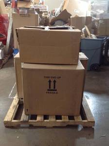 lot 34 image: Pallet whit assorted of sinks all in good conditions