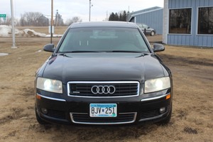 lot 5125 image: 2005 Audi A8 Quattro L AWD