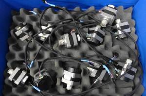 lot 13 image: Lot of 11 New Vexta PK243 stepper m...