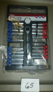lot 65 image: 24 piece standard and metric 14 in...