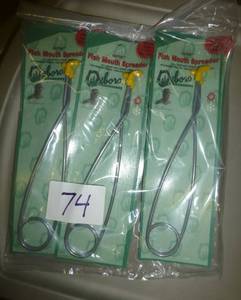 lot 74 image: 6 new fish mouth spreaders, long on...