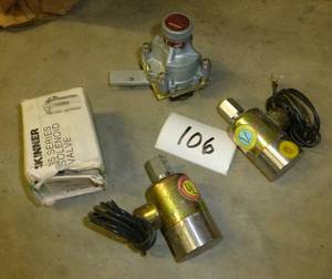 lot 106 image: 3 new Skinner valves and one kinetr...