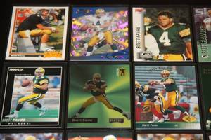 lot 2 image: Brett Favre All Different with Rookie Card Lot  25 Cards