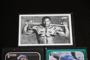 lot 16 image: Bo Jackson Rookie and Iconic Card Lot  5 Cards