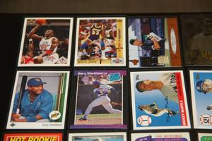 lot 21 image: Mixed Sports Star Card Lot  70 Cards