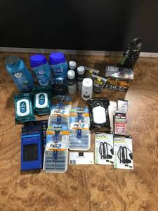 lot 8 image: HUGE Lot of Mens Personal Care Products Razors Deodorant and MORE