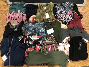 lot 35 image: Ladies Clothing Lot- Size MEDIUM