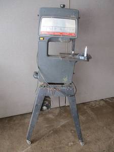 lot 5 image: Band SawSander