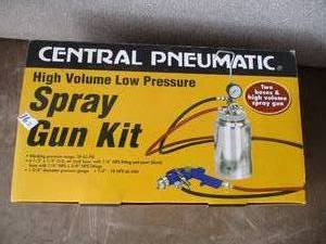 lot 16 image: Spray Gun Kit