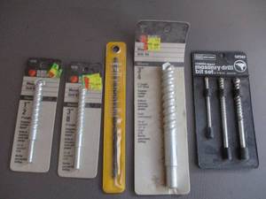 lot 32 image: Drill Bits