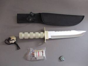 lot 35 image: Survival Knife
