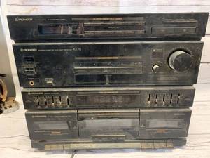 lot 37 image: Pioneer RX-721 Stereo System