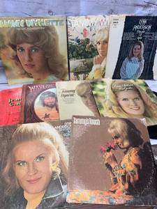 lot 39 image: Lot of Record Albums