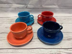 lot 54 image: Set of 4 Fiestaware Cup & Saucer