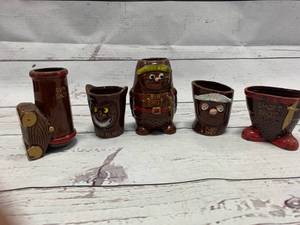 lot 69 image: Antique SHOT Pottery Glasses