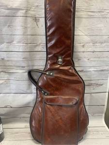 lot 76 image: Yamaha Guitar Leather Case
