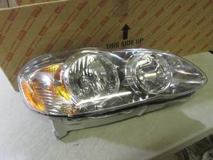 Head Light Assembly RH 8110-02370 T...