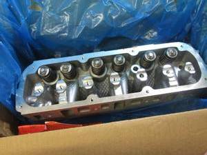 Fall Auto Replacement Cylinder Head...