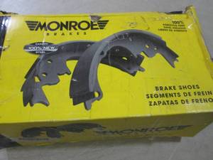 Monroe Bonded Brake Shoes BX936  D-...