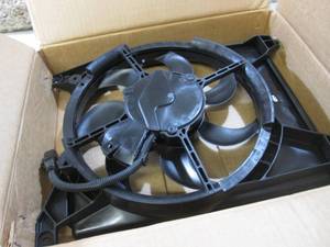VDO Condenser Fan Assembly FA70514 ...