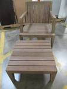 lot 82 image: Outdoor Patio Armchair and Small Table