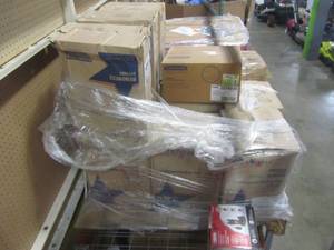 lot 98 image: Mixed Pallet - Renown Plastic Portion Cups - Clear - 3.25 Oz & 5.5 Oz