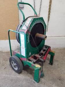 lot 105 image: Greenlee Electric Conduit Bender 555