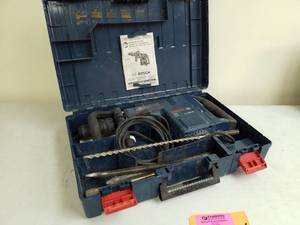 lot 111 image: Bosch Rotary Hammer 11316EVS with Case